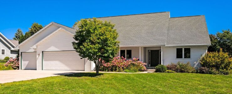 A newer 3 Bed House in Sister Bay, Wisconsin